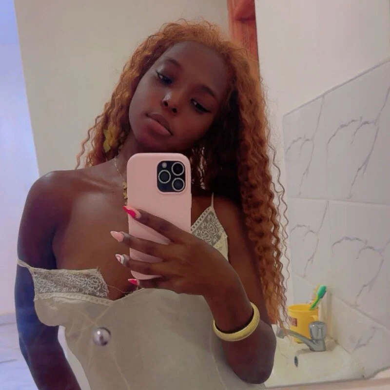 Holy_sassy Stripchat profile image