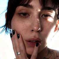 fullofluv model avatar