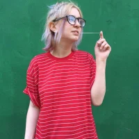 LOLA_COLLINS's Profile Pic