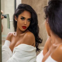 ivyquinn14 Adlı Modelin Avatarı