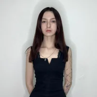 ChloeDins's Profile Pic