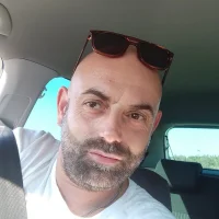 Профилна снимка на damiannnn