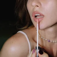 Hollyness_Mel's Profile Pic