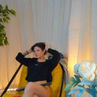 StellaRoman's Profile Pic