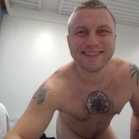 lettkledd's Avatar Photo