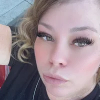 moniquelovely's Avatar Pic