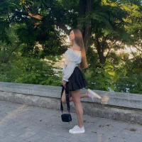 FloraCurson's Profile Pic