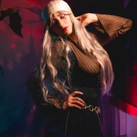 Bella_Williiams Adlı Modelin Avatarı