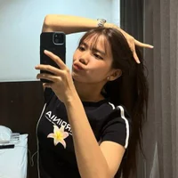 รูปอวาตาร์ของ RoxannaNuriddin