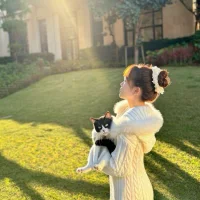 YiYi-oo 头像图片