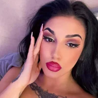 Профилна снимка на Nina-17