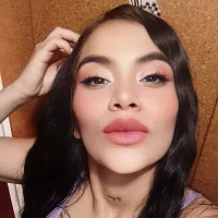 DaniaPervet_'s Profile Pic