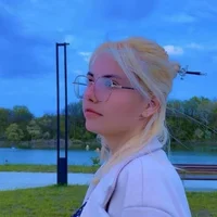 Helen18glo
