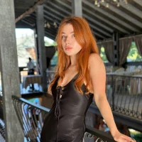 JuliiaFox's Profile Pic