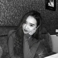 Suji_min Φωτ, Προφίλ