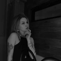 Foto do perfil de YourNaomi