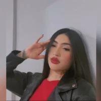 larissaGulosA8's Profile Pic
