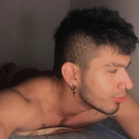 max_va's Profile Pic
