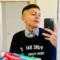 yayolee's Profile Pic