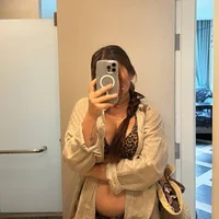 YourmuseEmi666's Avatar Pic