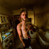 crysGERM 아바타 사진