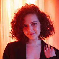 angierosa's Avatar Pic
