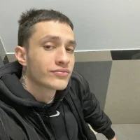 tomas_greu 的个人  资料图片