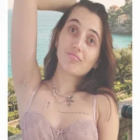 Iren's Avatar Pic