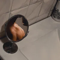 Soft_Head_Hard_Body webcam