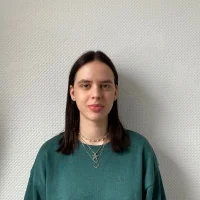 ElletteClive's Profile Pic