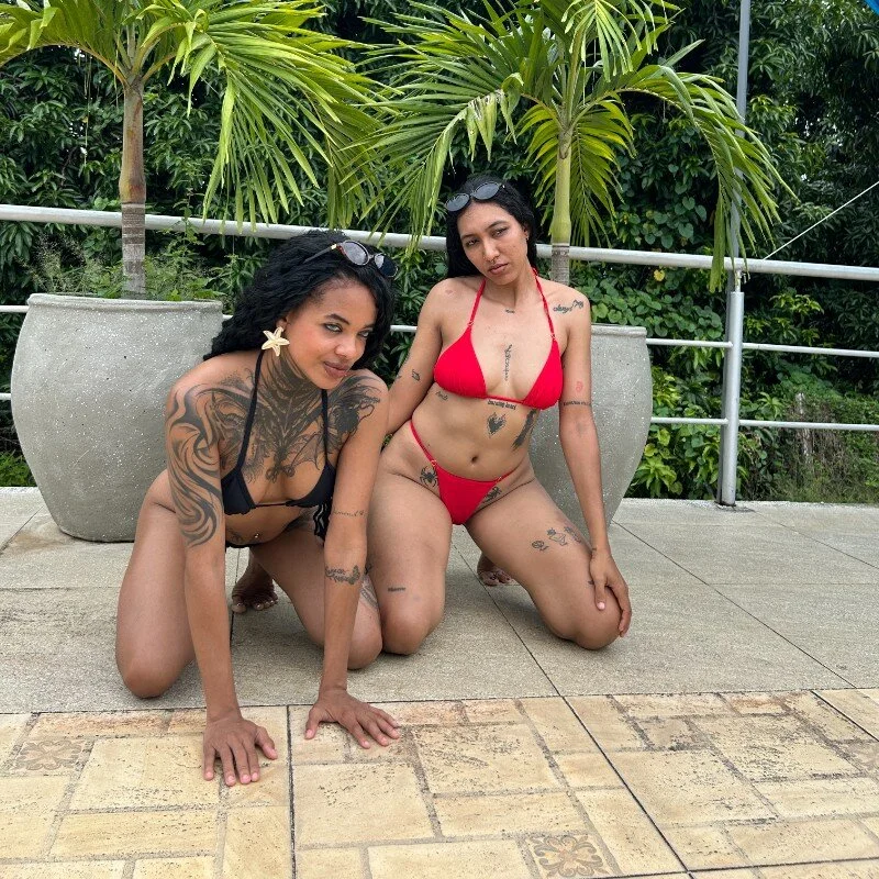 ChloeandIsabella profile photo