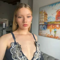 NicoleCut Gambar Avatar