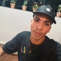 Zoro0ne model avatar