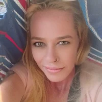 Crystalcrystal's Profile Pic