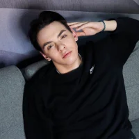 Sam_Molly's Profile Pic