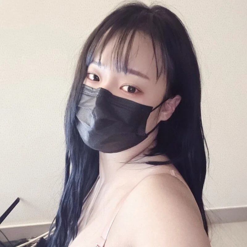 jerrybba's nudes and profile