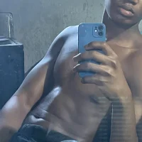 Owam77's Profile Pic