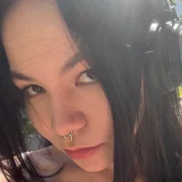 ElenorRoccio's Avatar Pic