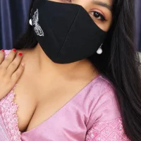 Cute__Neha Adlı Modelin Avatarı
