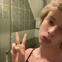 Профилна снимка на ChloeSissy