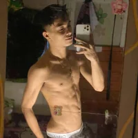 Slika avatara modela Twinkyecho