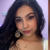 saralopezz12 Adlı Modelin Avatarı