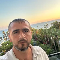 غرفة دردشة Dimitris111 دون اتصال