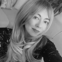 xKoreanGirl's Avatar Pic