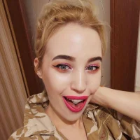 LizzyMonaco's Profile Pic