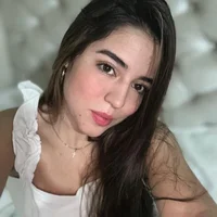 Nicolle_Rose's Profile Pic