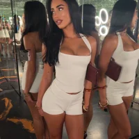 Belleluxe's Avatar Pic
