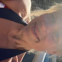 Keeksmyleeks Φωτ, Προφίλ