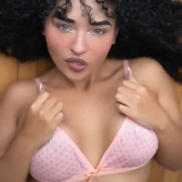 Sofiacowperx's Avatar Pic