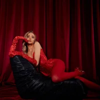 MiuMiu9's Profile Pic